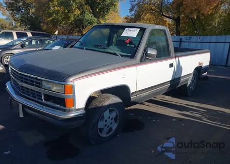 1992 Chevrolet Gmt-400 K1500 z USA, uszkodzony, nr VIN 1GCEK14KXNE149561